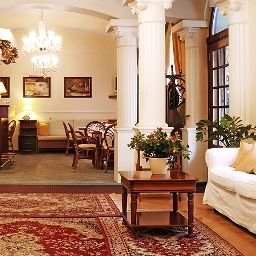 Hall Louren Fotos
