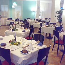 Sala colazione nel ristorante Mediterraneo Nichtraucherhotel Fotos