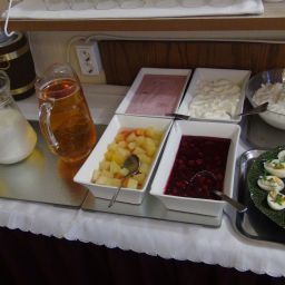 Buffet Margrit Pension Fotos