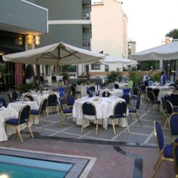 Pool Holiday Inn RIMINI Fotos