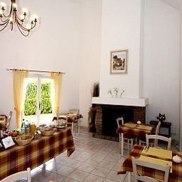 Salle du petit-déjeuner Les Epingliers Citotel Fotos