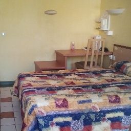 Chambre Motel Savinien Fotos
