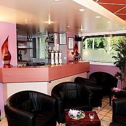 Bar Prim'Hotel Bagatelle Logis Fotos