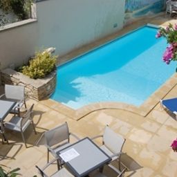 Pool au Tambour Fotos