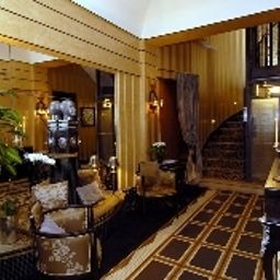 Hall Mathis Elysees Matignon Fotos