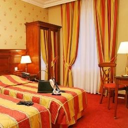 Room NIEL ELYSEES Fotos