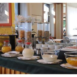 Buffet Italie et Suisse Fotos
