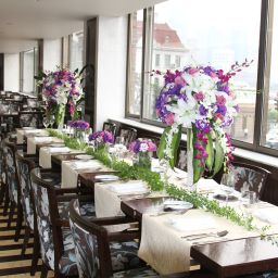 Buffet Broadway Mansion Fotos