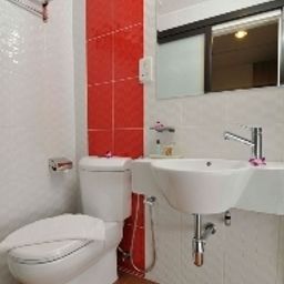 Bathroom Swiss-Inn Kuala Lumpur - an International Hip Hotel Fotos