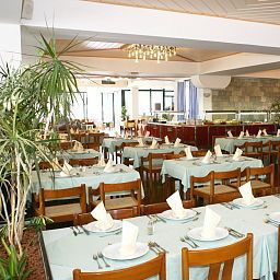 Salle du petit-déjeuner située dans le restaurant Neptun Bluesun - All Inclusive Fotos