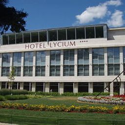 Vista exterior Lycium Debrecen Fotos