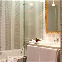 Bathroom Pavillon Saint-Augustin Fotos