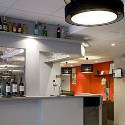 Bar Comfort Hotel Lille - Mons En Baroeul Fotos