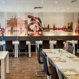 Sala de desayuno Mercure Hotel Berlin am Alexanderplatz Fotos
