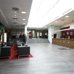 Холл Hilton Cologne Fotos