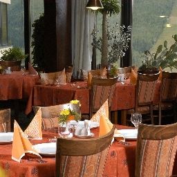 Restaurant OREA Horal Fotos