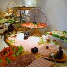 Buffet Waldkur Fotos