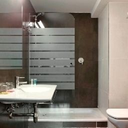 Suite Confortel Romareda Fotos