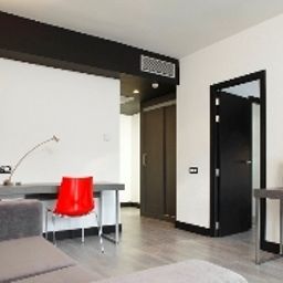 Suite Confortel Romareda Fotos