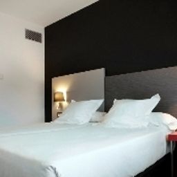 Suite Confortel Romareda Fotos
