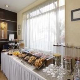 Buffet Best Western Athenee Fotos