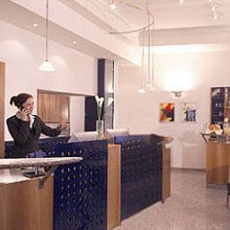 Halle Starlight Suite Hotel Wien Heumarkt Fotos