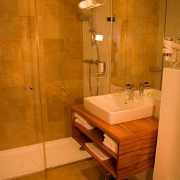 Bathroom Strandhotel Alte Donau Fotos