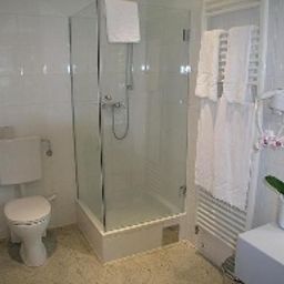 Camera da bagno Wiener Kindl Fotos