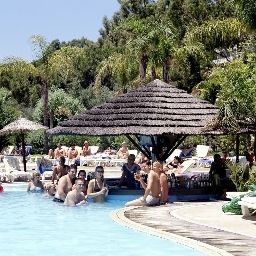 Pool Dionysos Fotos