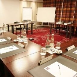 Conference room Golden Tulip Paris CDG Airport Villepinte Hotel Fotos