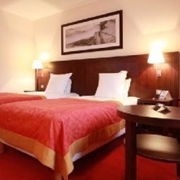 Room Golden Tulip Paris CDG Airport Villepinte Hotel Fotos