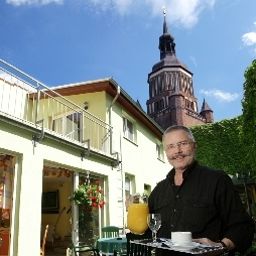 Сад Altstadt Peiß Nichtraucherhotel Fotos