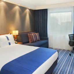 Pokój Holiday Inn Express LONDON - HEATHROW T5 Fotos