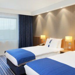 Pokój Holiday Inn Express LONDON - HEATHROW T5 Fotos