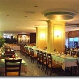 Breakfast room within restaurant Grand Medya Fotos