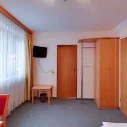  Ganslhof Fotos