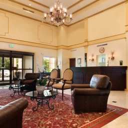 Halle DoubleTree Suites by Hilton Naples Fotos