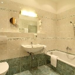 Camera da bagno Oldtimer Motorhotel Fotos