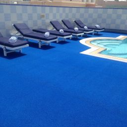 Pool Comfort Inn Fotos