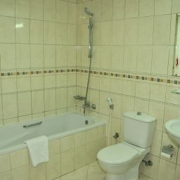 Cuarto de baño Ramee Guestline Hotel  Apartment 2 Fotos