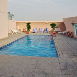 Piscina Ramee Guestline Hotel  Apartment 2 Fotos