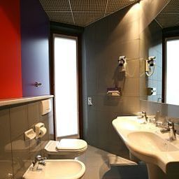 Cuarto de baño Mediolanum  Milano Fotos