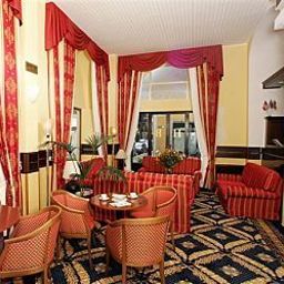 Halle Mokinba Hotels Baviera Fotos