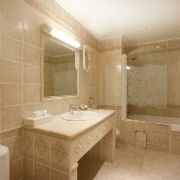 Salle de bains Negre Coste Grand Hotel Fotos