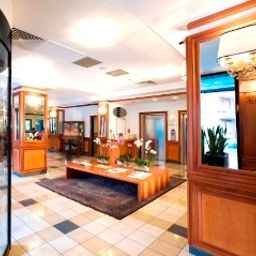 Hall Tiberio Grand Hotel Fotos