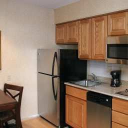 Bar Homewood Suites ColumbusWorthington Fotos