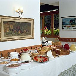 Buffet Eco Hotel Zanella Fotos