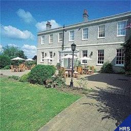 Exterior view Menzies Hotels London Chigwell Prince Regent Fotos