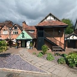Exterior view Old Mill Good Night Inns Fotos