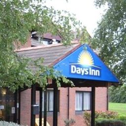 Фасад Days Inn Chester East Fotos